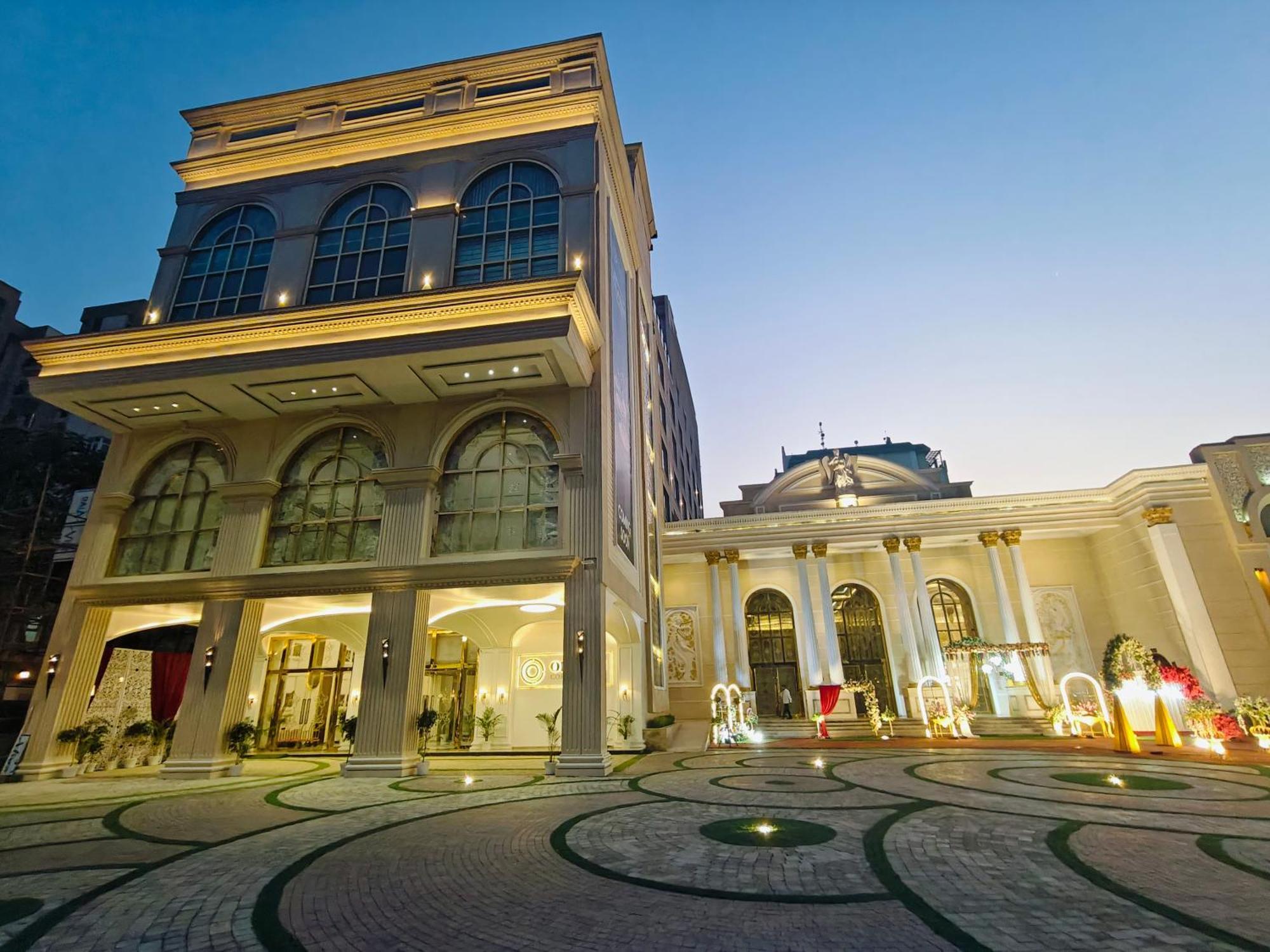 Ornate Lucknow Hotell Eksteriør bilde